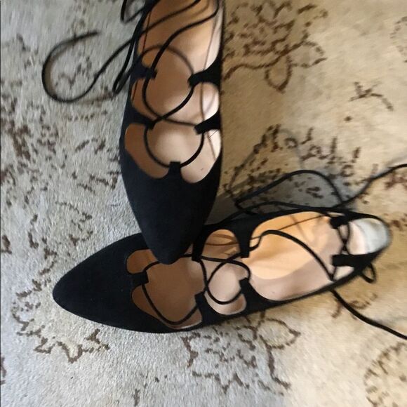 Suede shoes. - Picture 2 of 4